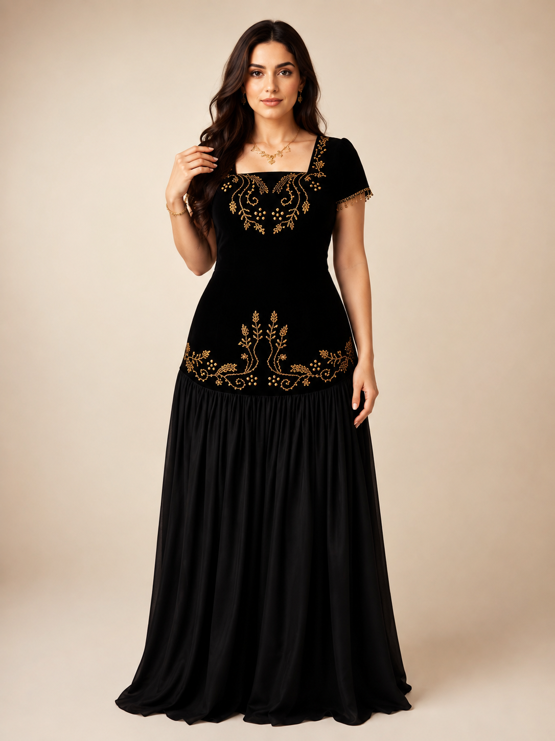 Robe Constellation — jupe fluide brodée portée par un mannequin, vue de face
