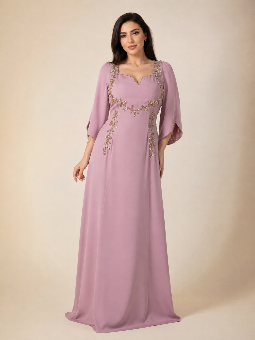 Robe Lilas — manches tulipe portée par un mannequin, vue de face